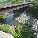 渡良瀬橋と新渡良瀬橋の間の渡良瀬川を見下ろす
